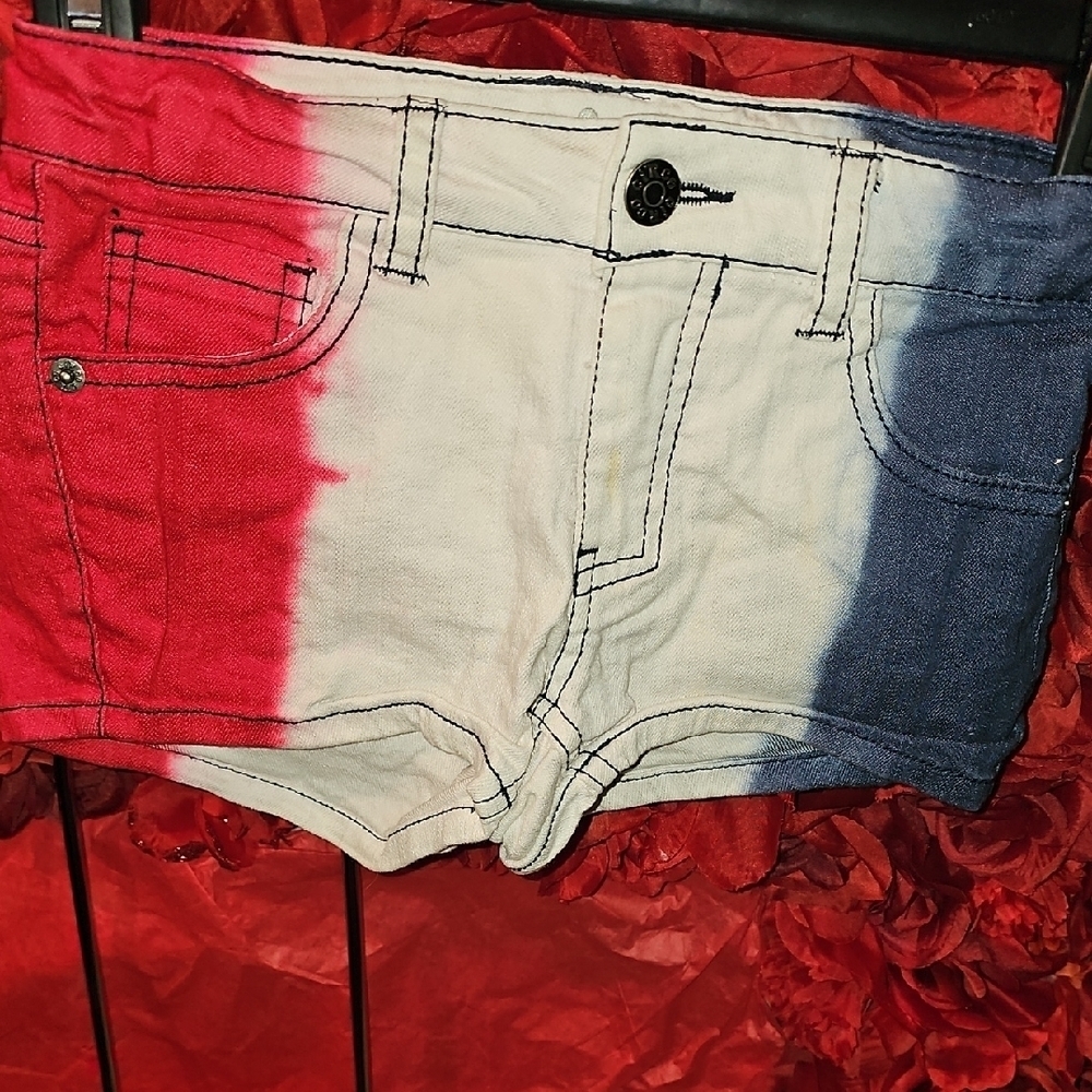 Circo Red, White, and Blue Girls Adjustable Shorts Size Medium